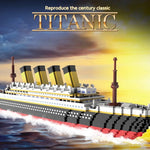 Titanic iceberg ship model set. - All you can buy!