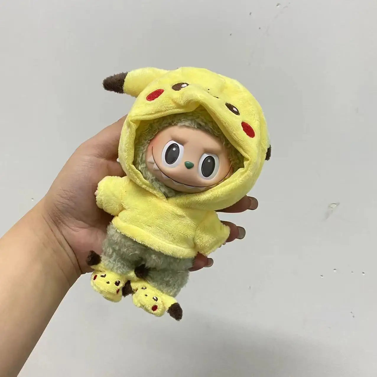 For/Cloth 17cm Labubu New Mini Plush Doll Clothing Set Cute Pikachu Suit Cartoon  Vinyl Doll Kpop Idol Doll Clothing Accessories