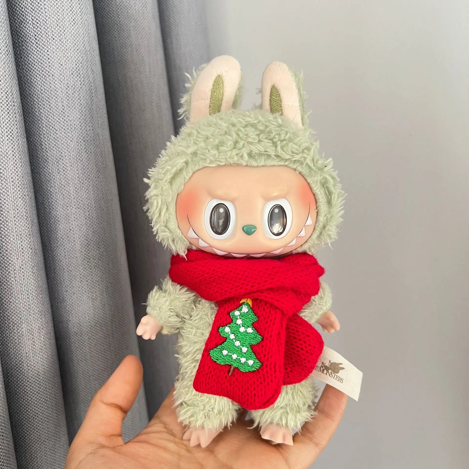 17cm LABUBU Christmas Santa Outfit - Gen1-3 Doll Clothes Set for Vinyl Figures, Festive Santa Costume with Accessories