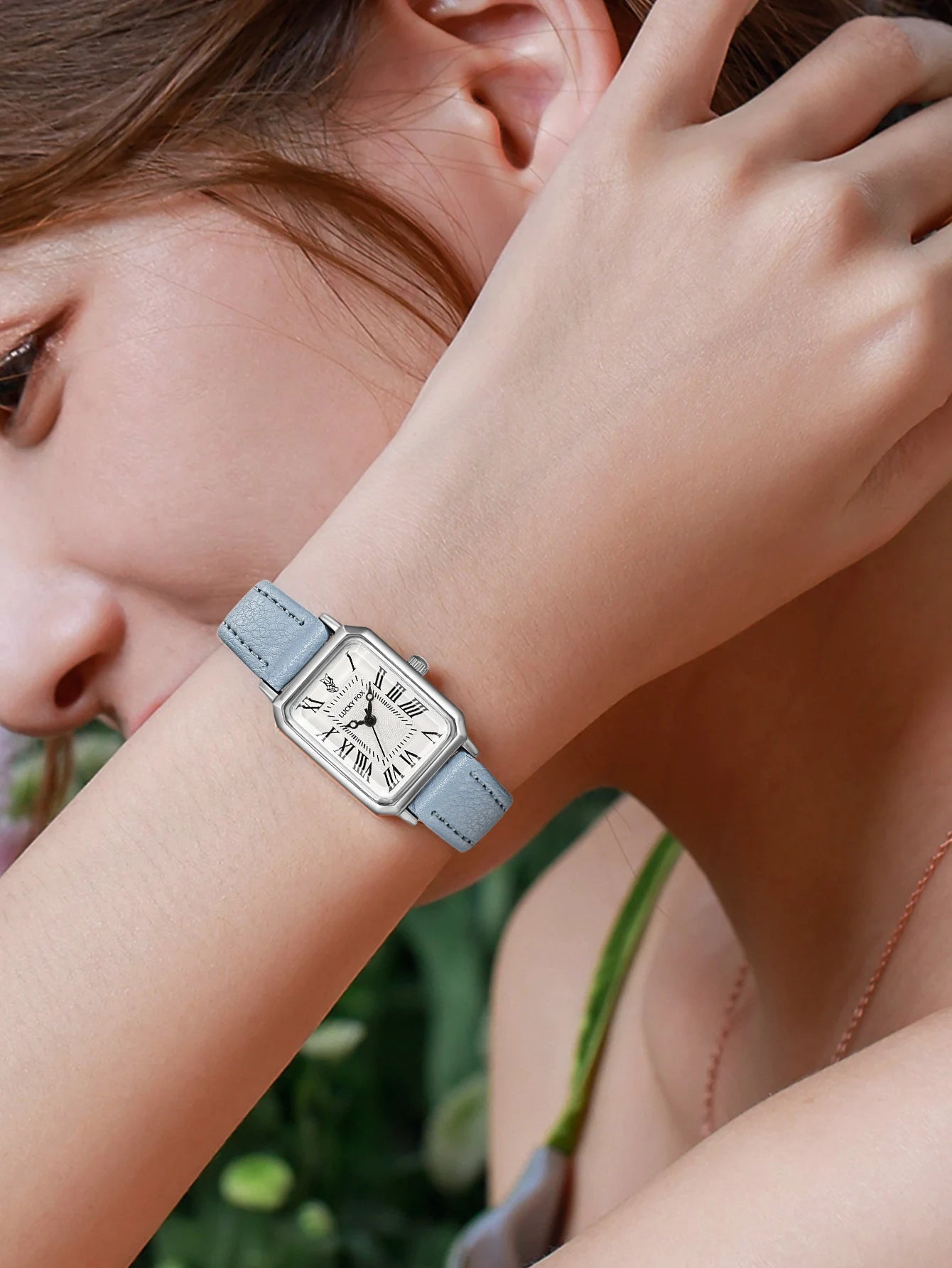 Fashion Rectangle Quartz Wrist Watch for Women Luxury Brand Roman Dial Leather Strap  Ladies Watches Clock