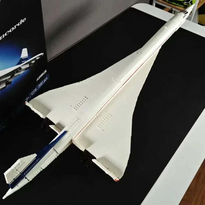 Supersonic Jet Brick Model – 2083-Piece Concorde-Inspired Building Set, Perfect Gift for Aviation Lovers