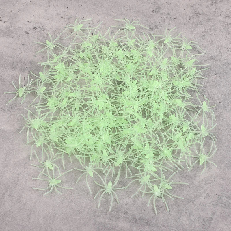 50-100Pcs Halloween Luminous Spiders Scary Trick Spider Indoor & Outdoor Haunted House Decorative Props Halloween Party Supplies