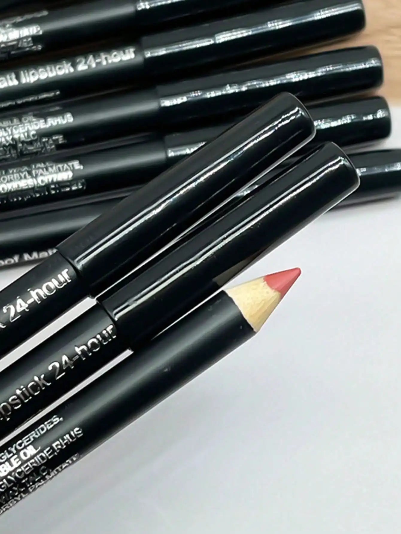 12pcs Lip Liner Pen 12 Colors Professional Lip Liner Pencil and Matte Lip Non-stick Cup Nude Lipstick Pencil SET