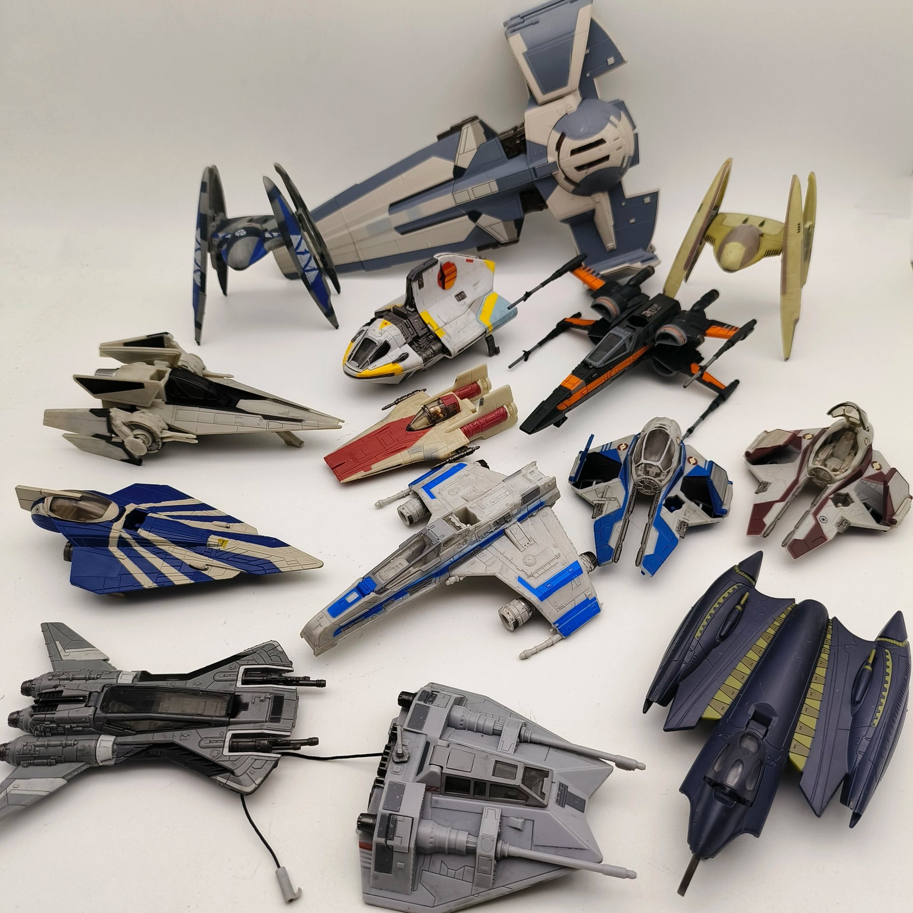 Star Wars Spaceship Fighter Aircraft Several Flight Vehicle Molds Genuine Bulk Goods Have Defects Model Doll Action Figure