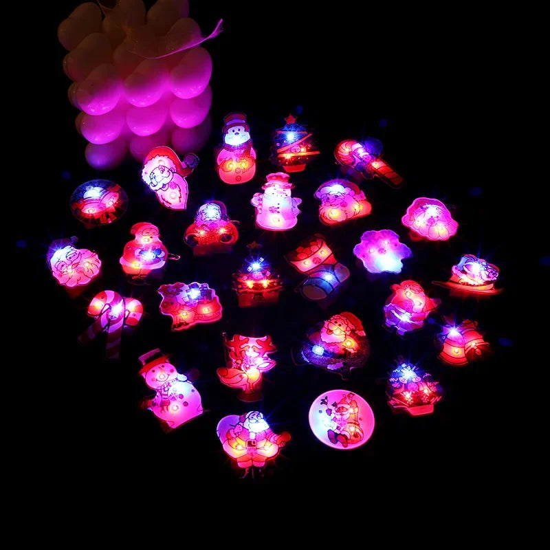 50pcs Flashing Christmas Brooch Pins Light Up Cartoon Badge Gift Stocking Xmas Holiday Party Supplies Costume Accessories
