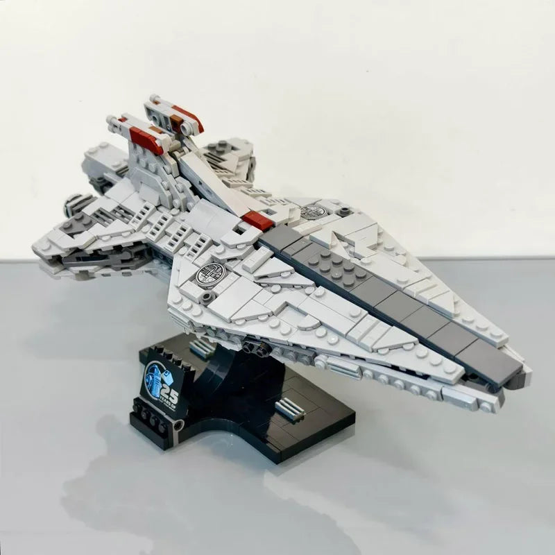 NEW 660PCS MOC Space Venator Class Star Destroyer Midi Scale Building Blocks Model Creative Expert Bricks DIY Assemble Toys Gift