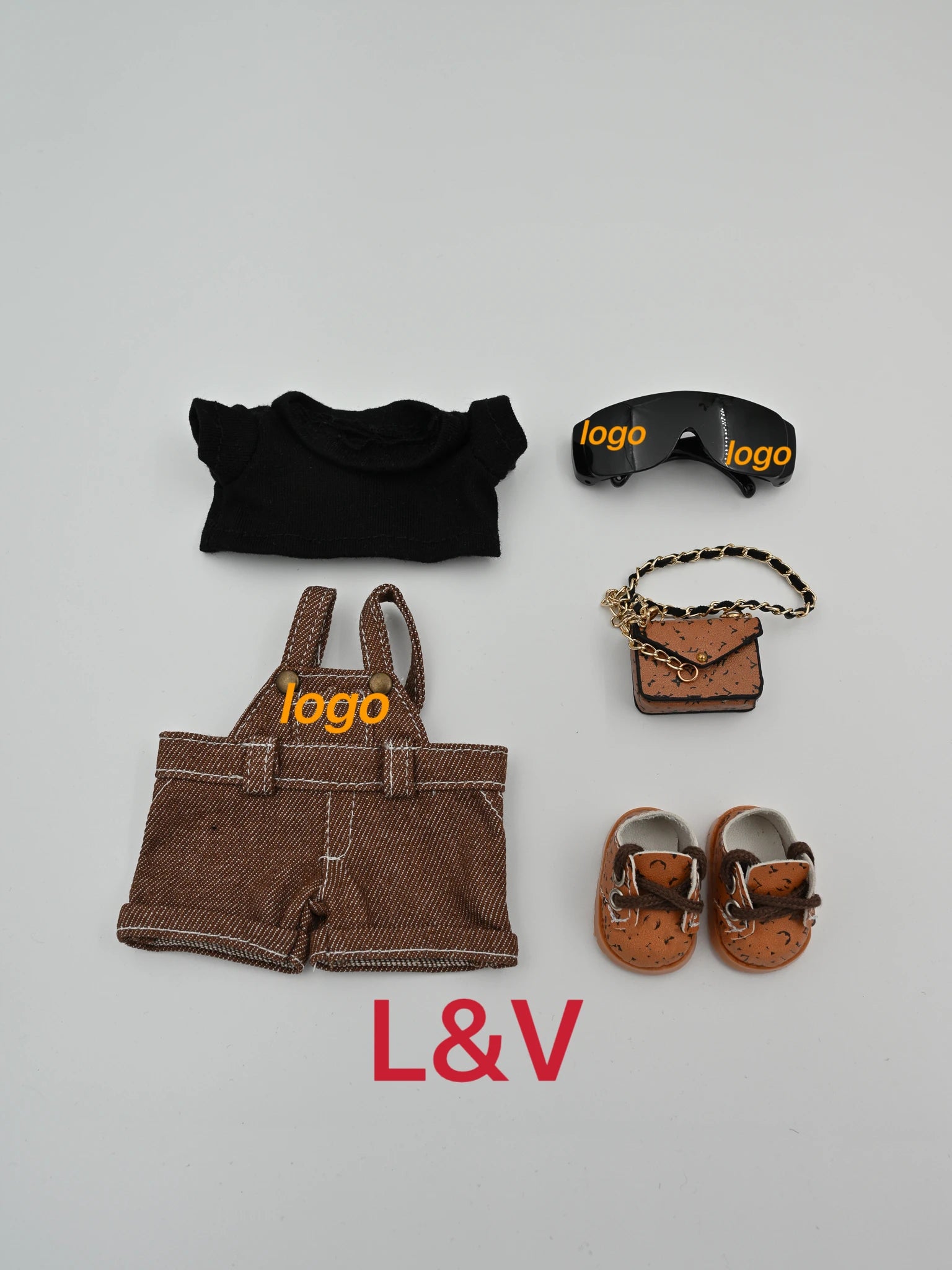 Labubu Haute Couture 17cm Doll Clothing| Gen1-3 Compatible | Designer Outfit with Mini Hat, Glasses & Shoes | Collectible Set