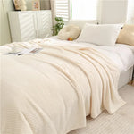 Japan Style Coral Fleece Blankets 300gsm Spring Summer Soft Fluffy Faux Fur Mink Throw Solid Sofa Cover Bedspread Plaid Blankets