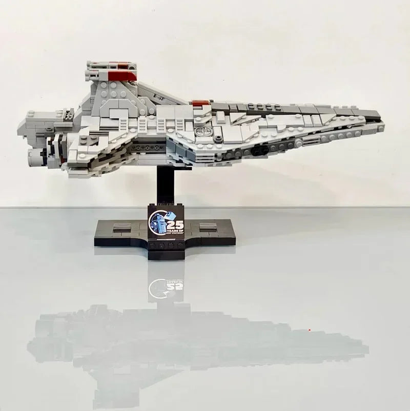 NEW 660PCS MOC Space Venator Class Star Destroyer Midi Scale Building Blocks Model Creative Expert Bricks DIY Assemble Toys Gift