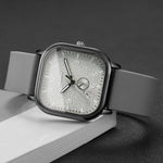 Fashion Square Women's Watch Casual Silicone Strap Quartz Watches Sports Wristwatch For Men Women Students（Without Box）