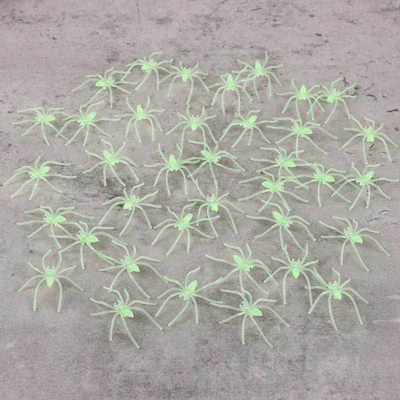 50-100Pcs Halloween Luminous Spiders Scary Trick Spider Indoor & Outdoor Haunted House Decorative Props Halloween Party Supplies