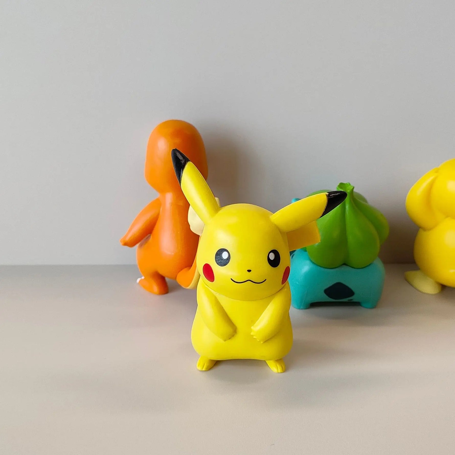Pokemon Anime Action Figures Pikachu Toys Model Charmander Psyduck Squirtle Jigglypuff Bulbasaur Kawaii Collect Dolls Kids Gift