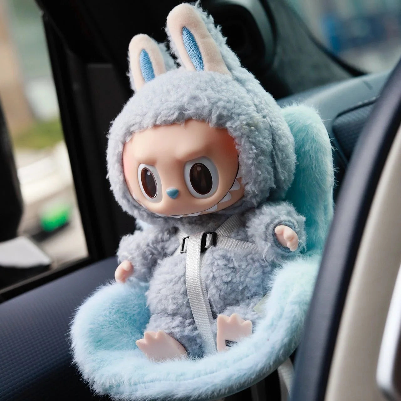 Car Doll Safety Seat for 17cm Labubu – Cute Car Interior Decor