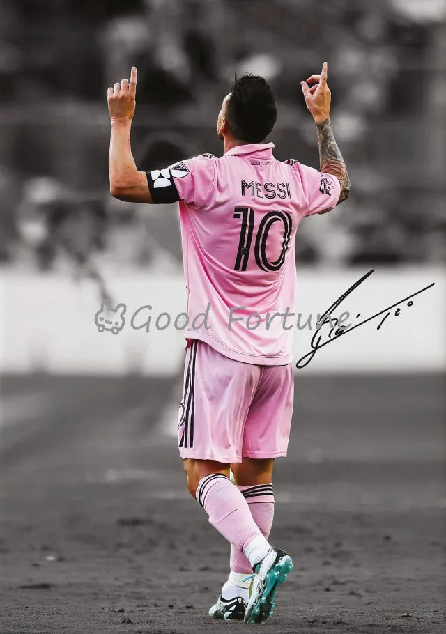 Popular Football Player Soccer Sports Star Posters and Prints Canvas Printing Wall Art Picture for Living Room Home Decor Gifts